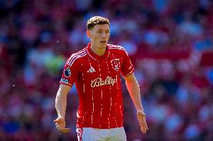 拒绝“曼联税”！曼晚：曼联退出安德森争夺战，将M费视为替代者