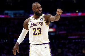 詹姆斯下家概率更新：骑士40%居首 76人反超勇士升第二 热火第四
