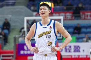 媒体人：CBA转会 球员有比较大的权限 球员不想去 交易是做不成的